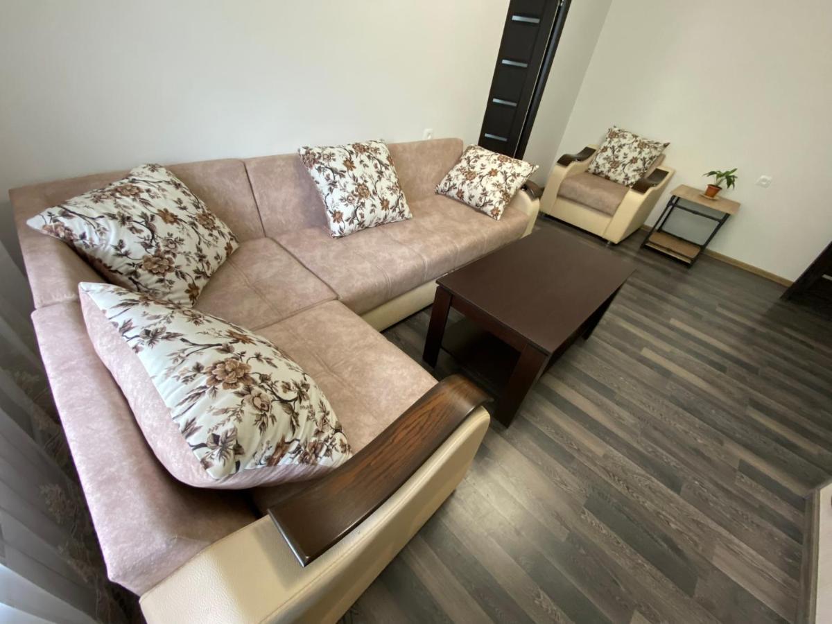 Lovely 2-Bedroom Apartment Near Ayb School Dilidżan Zewnętrze zdjęcie