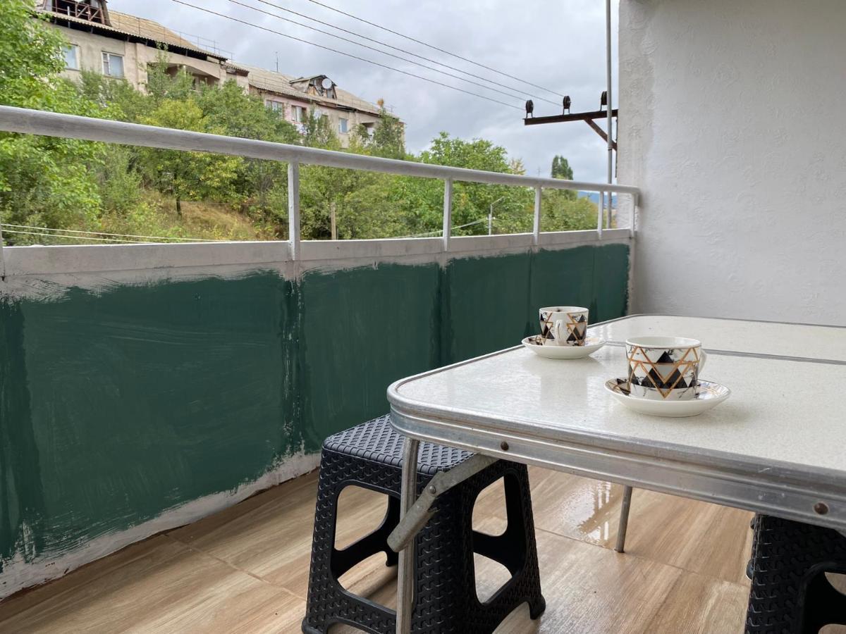 Lovely 2-Bedroom Apartment Near Ayb School Dilidżan Zewnętrze zdjęcie
